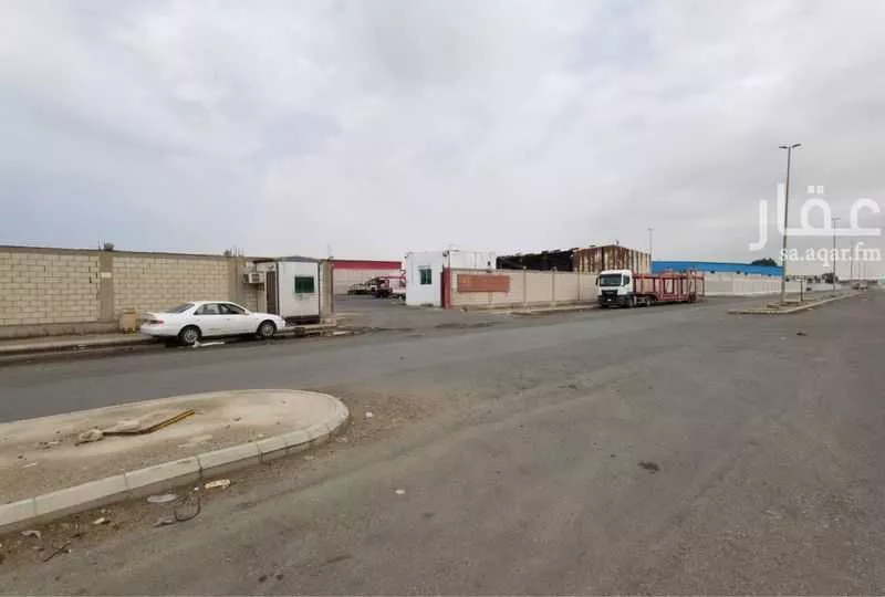 أرض 12500 م² في الوادي 3