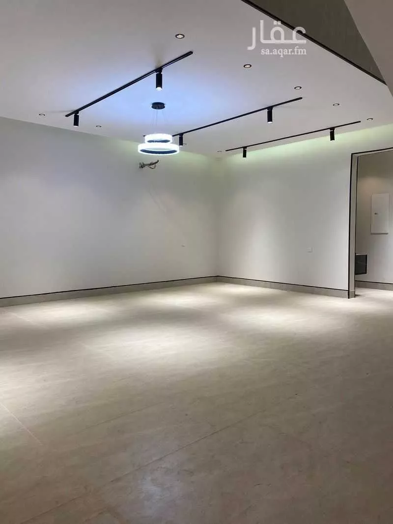 فيلا 5 غرف في الدفاع 5