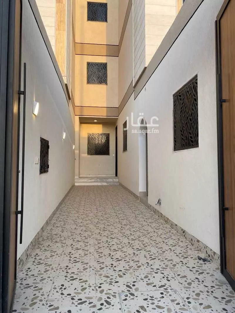 شقة 5 غرف في الدفاع 2