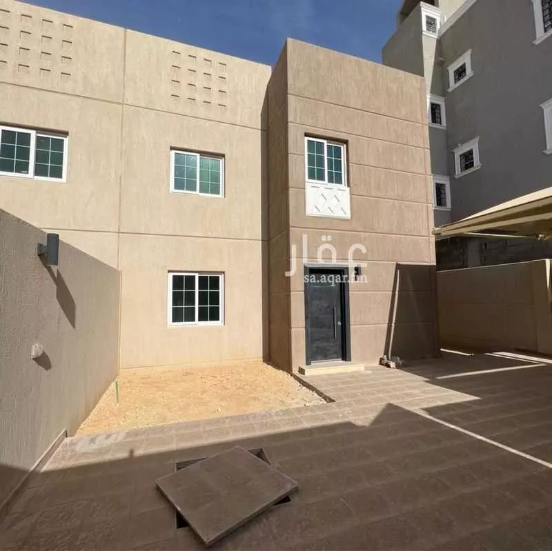 فيلا 5 غرف في العارض 1