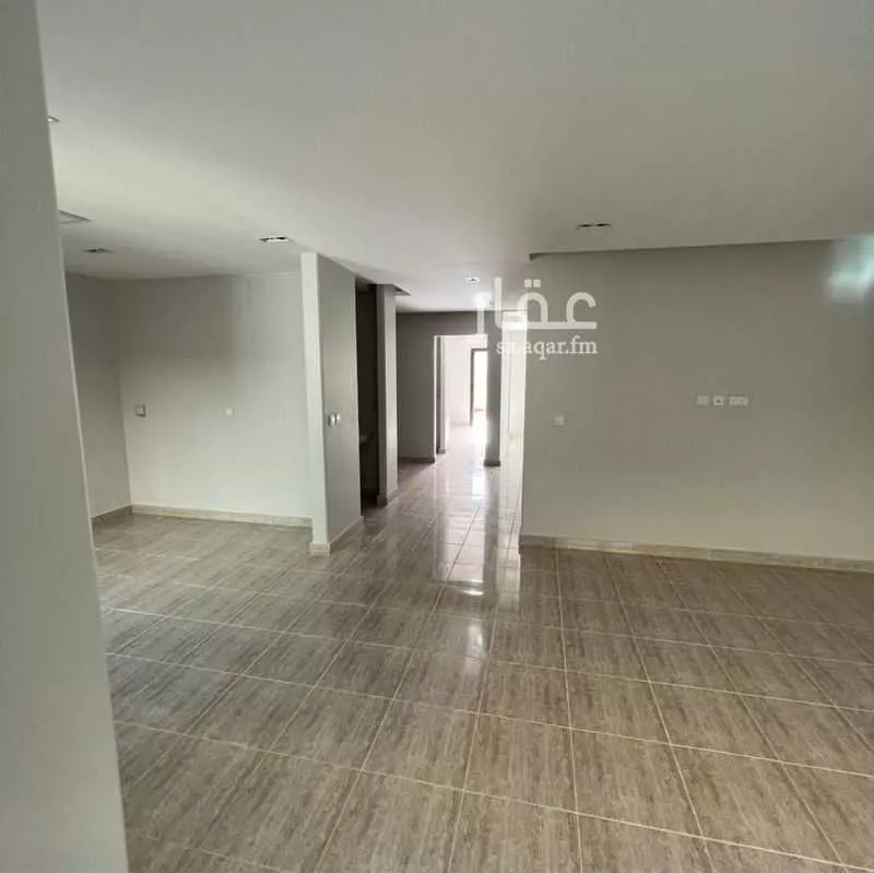 فيلا 5 غرف في العارض 4