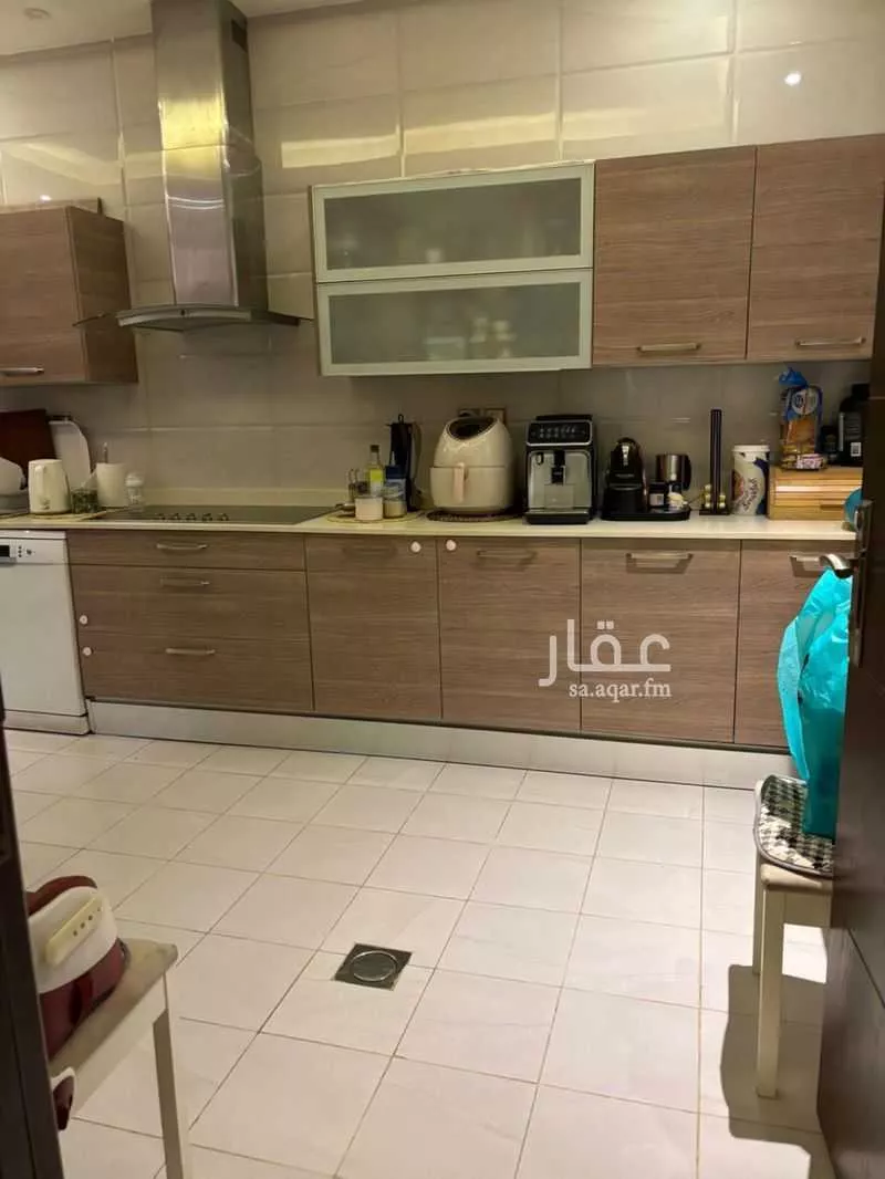 4 bedroom apartment in Al Malqa 4
