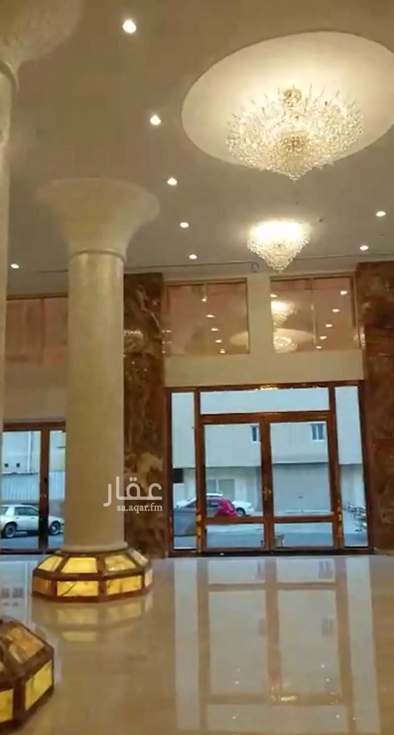 عمارة 484 م² في الجامعة 2