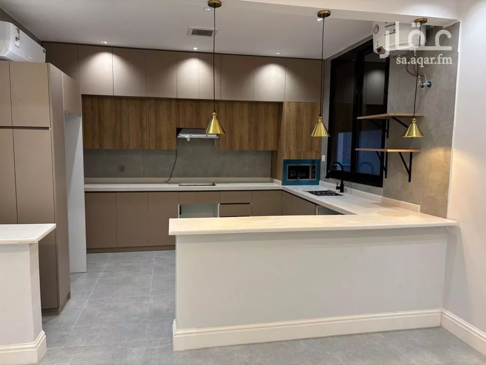 شقة 3 غرف في الرمال 4