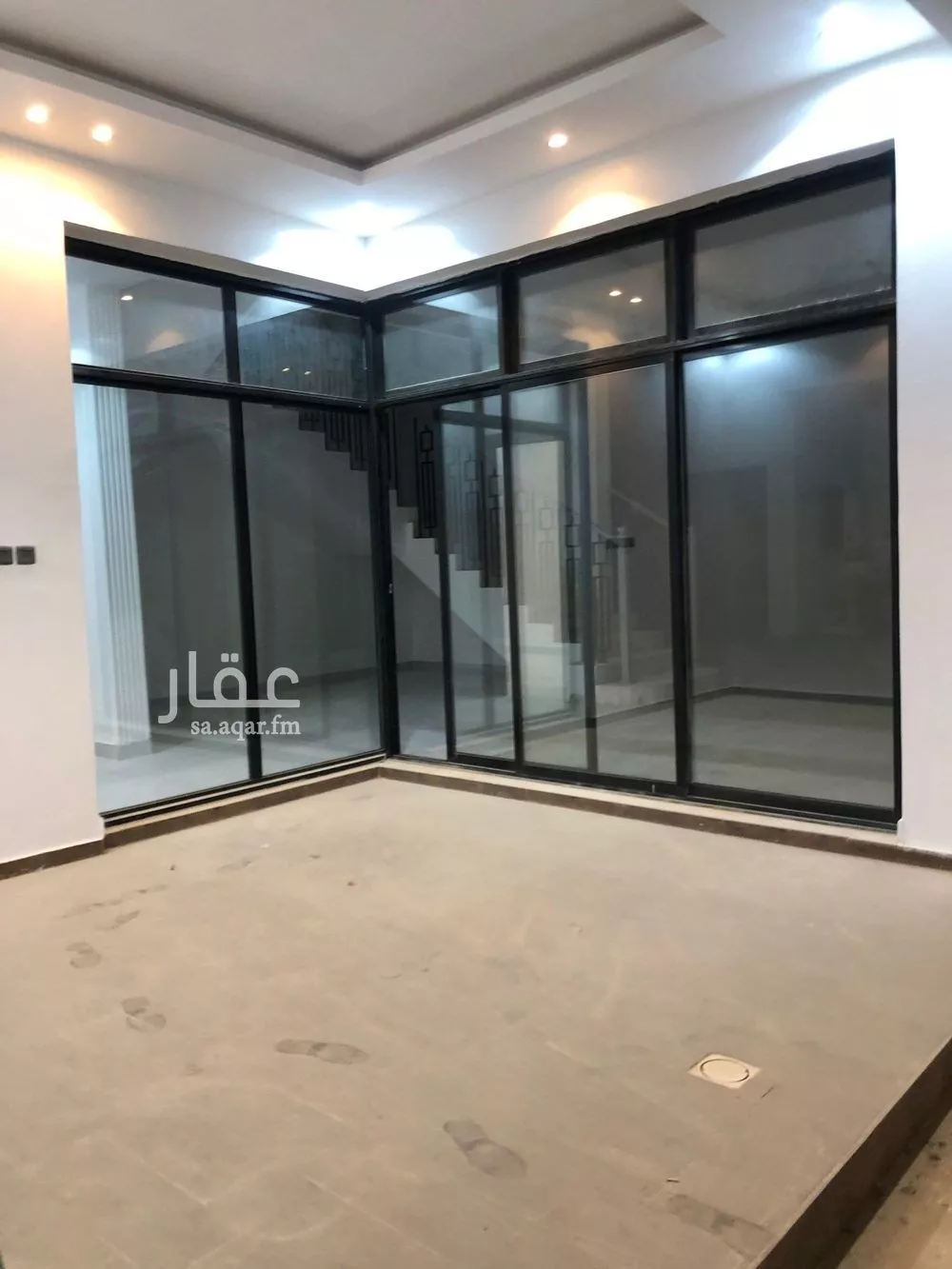 فيلا 8 غرف في الرمال 4