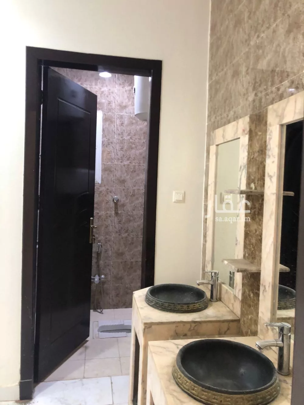 فيلا 8 غرف في الرمال 1