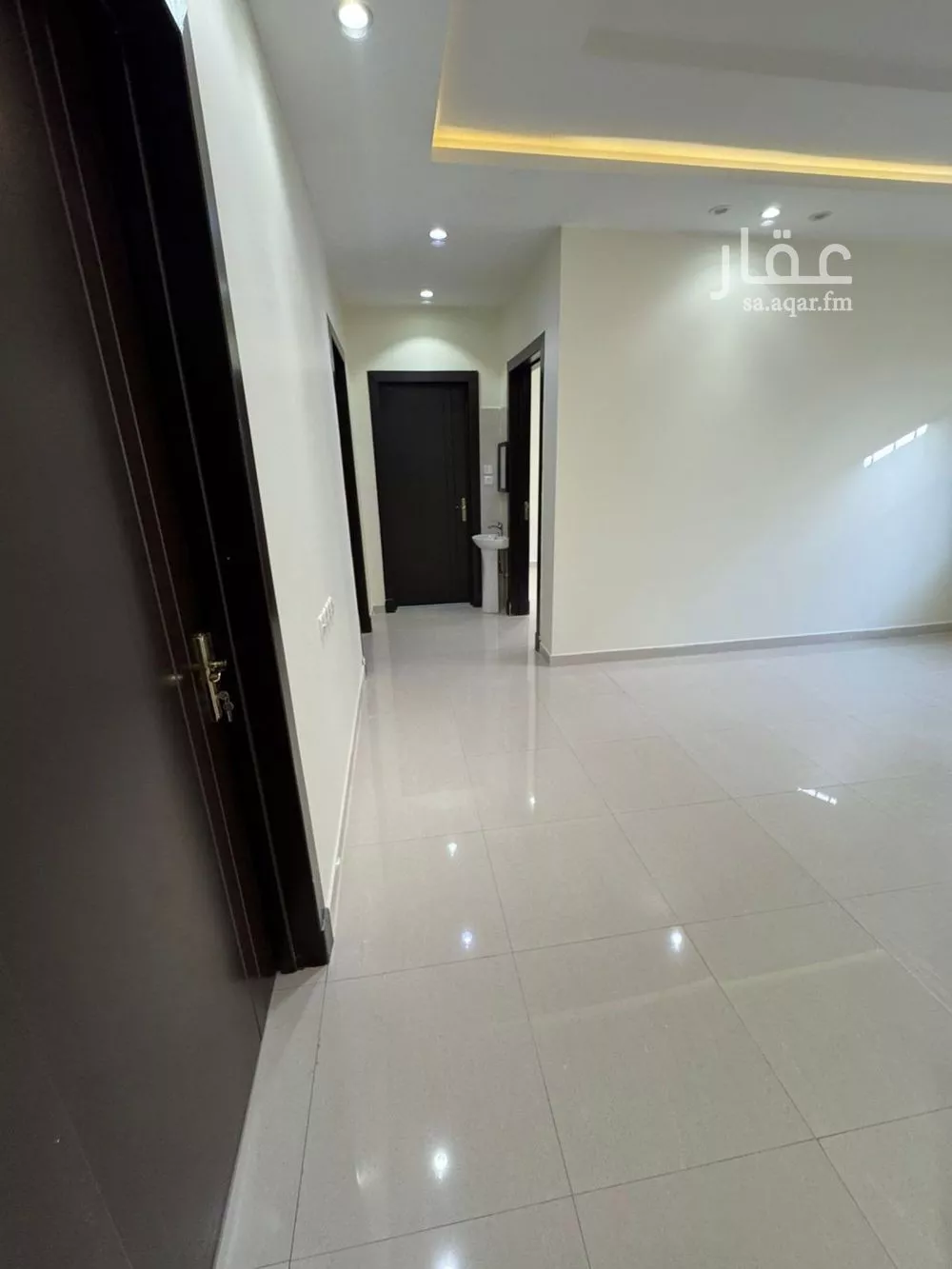 شقة 3 غرف في الرمال 5