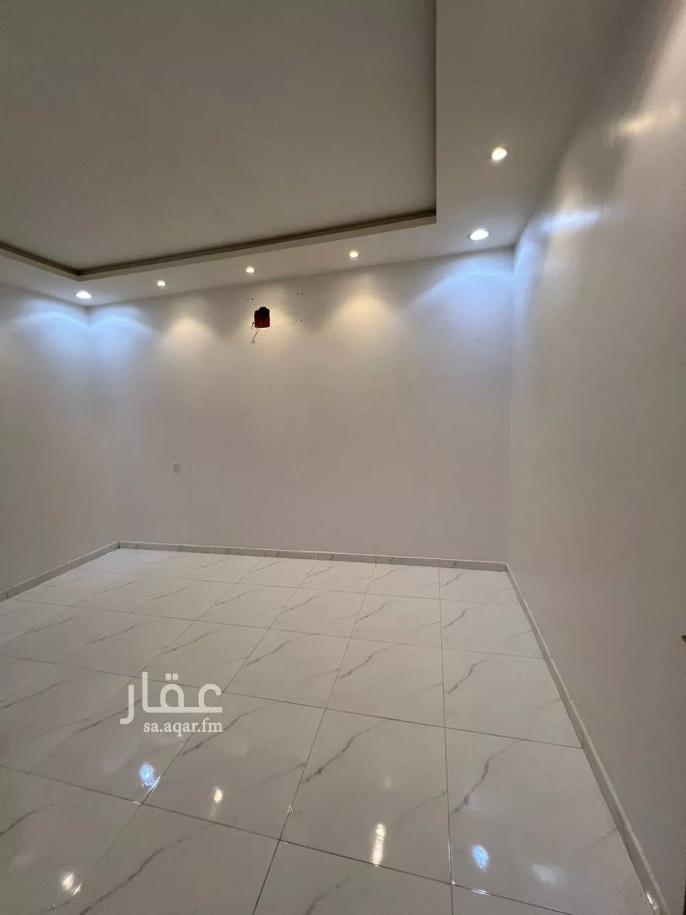 شقة 3 غرف في الرمال 3