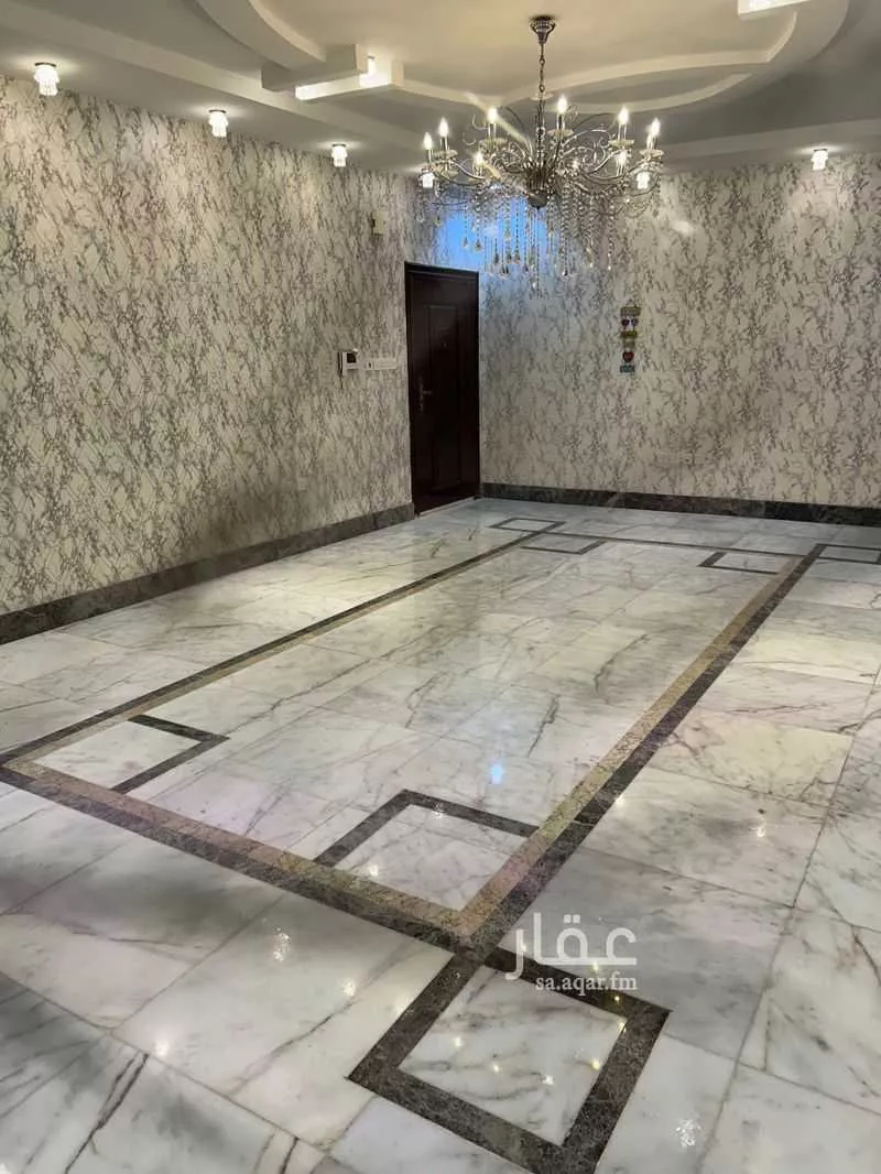 3 bedroom floor in Al Yaqout 5