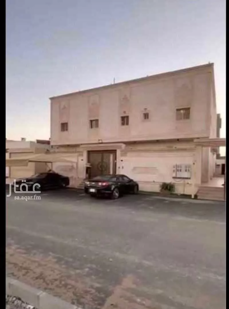 3 bedroom floor in Al Yaqout 1