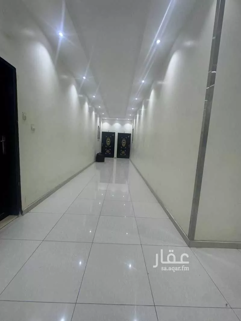 1650 sqm building in Al Rimal 2