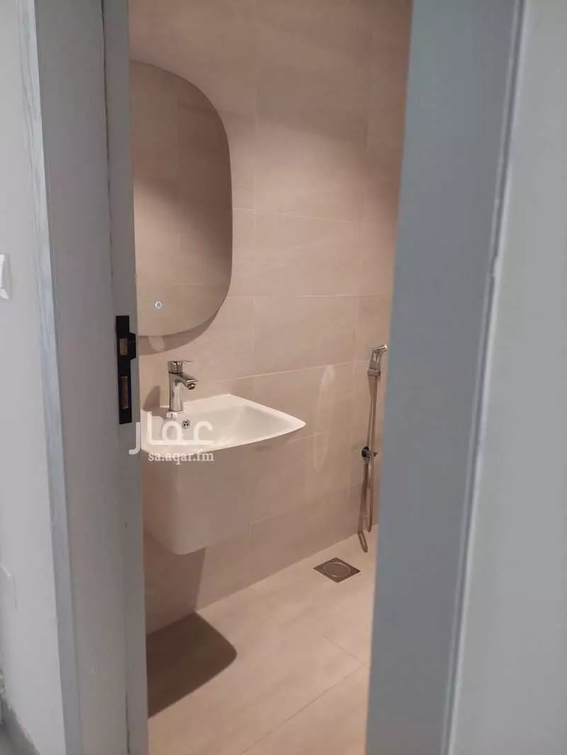 دور 3 غرف في المروج 4