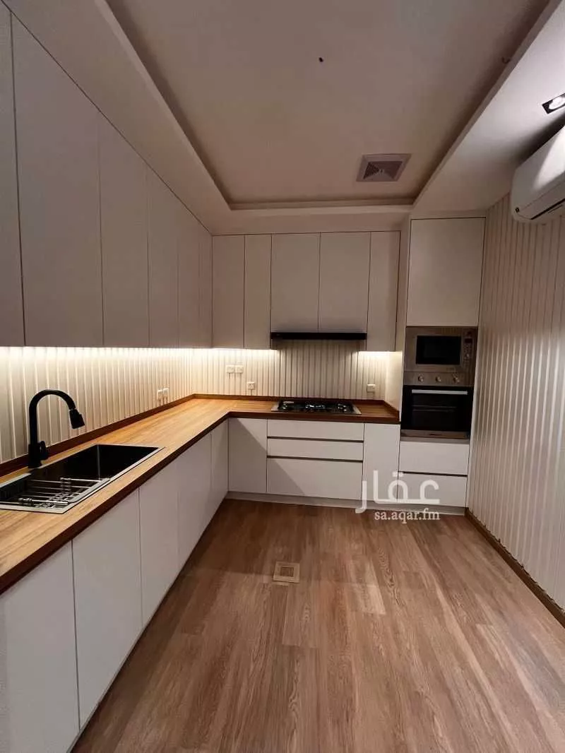 5 bedroom apartment in Al Sawari 1