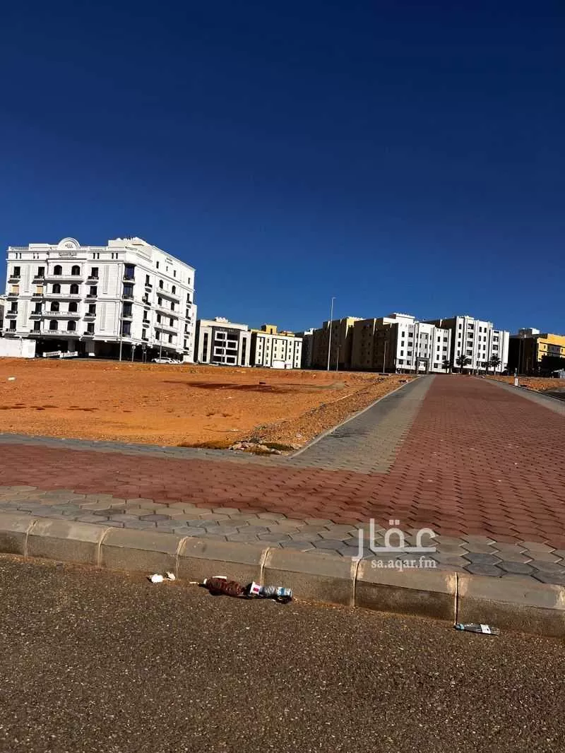 900 sqm land in Taibah 1