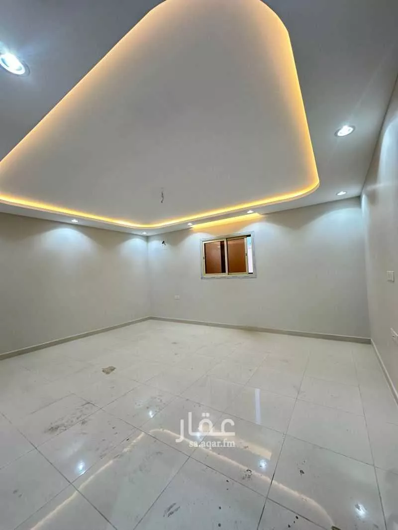 شقة 4 غرف في العزيزية 3