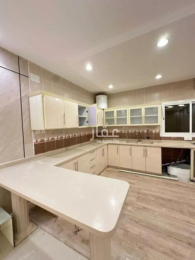 3 bedroom apartment in Mudhainib, Madinah 5