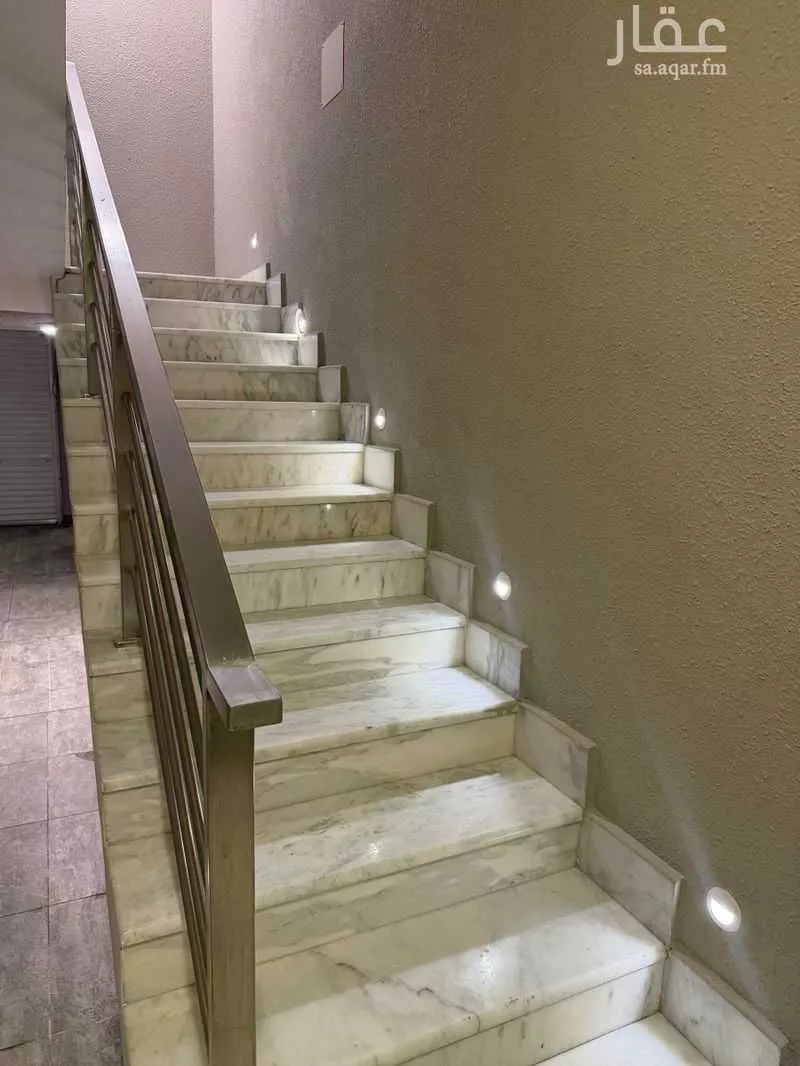 دور 3 غرف في العارض 4