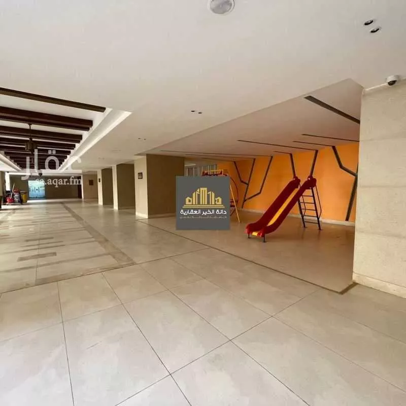 3 bedroom apartment in Al Qusur 5