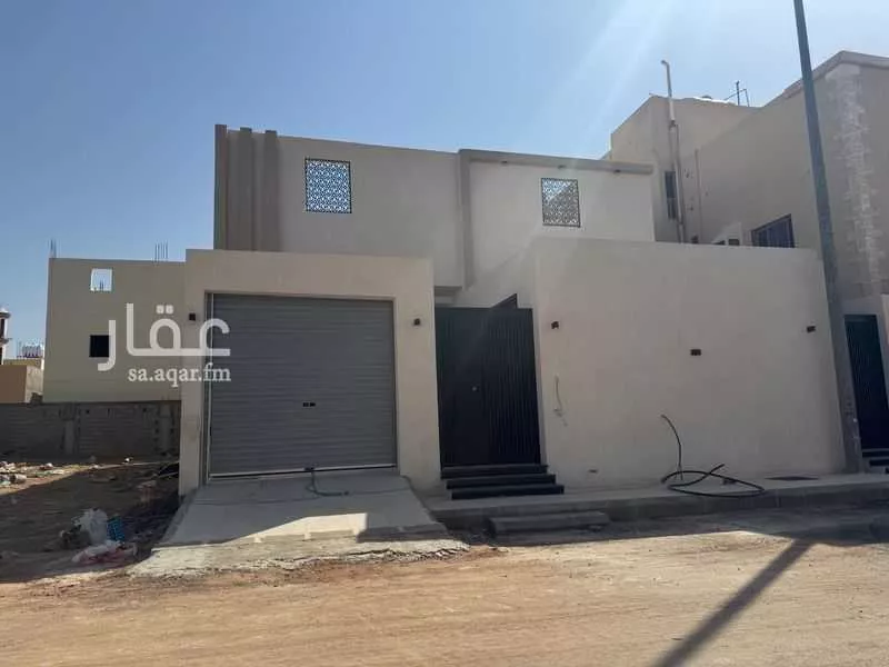 دور 6 غرف في السكة الحديدية 1