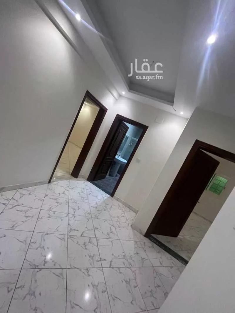 6 bedroom apartment in Al Salamah 1
