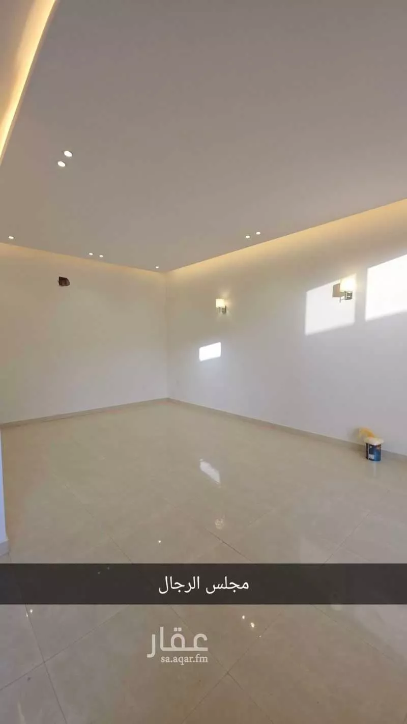 فيلا 4 غرف في العارض 2