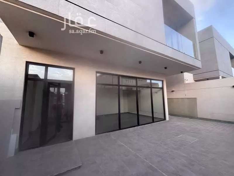 فيلا 5 غرف في العارض 2