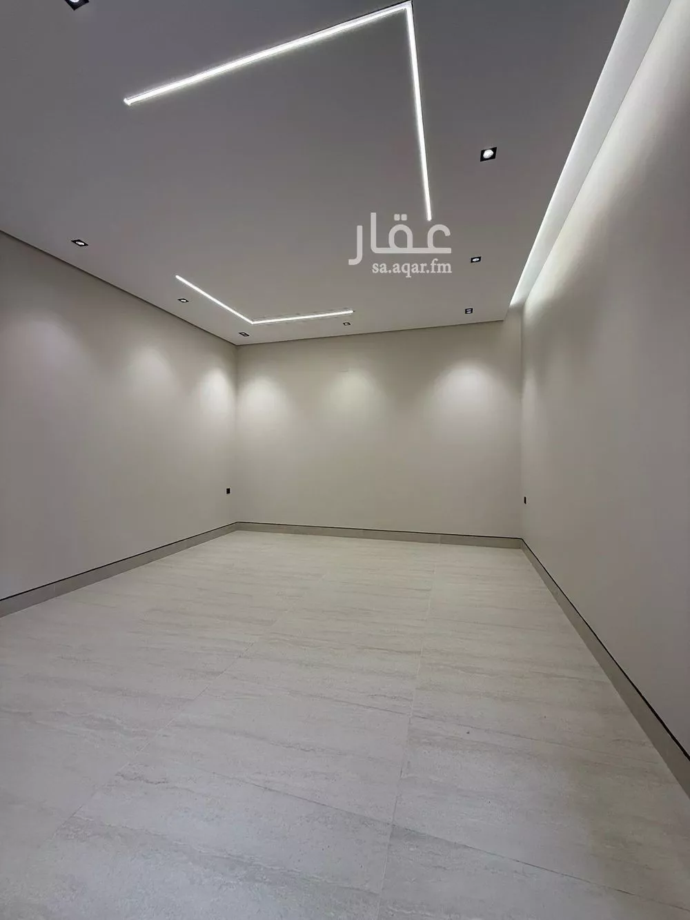 فيلا 4 غرف في الرمال 2