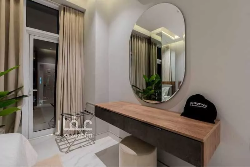 شقة 3 غرف في النخيل 5