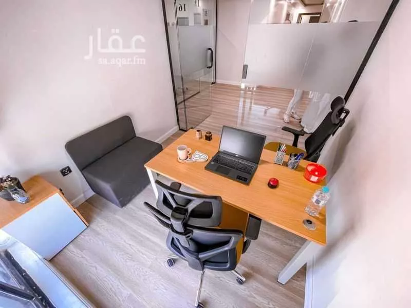 مكتب 5000 م² في الدريهمية 3