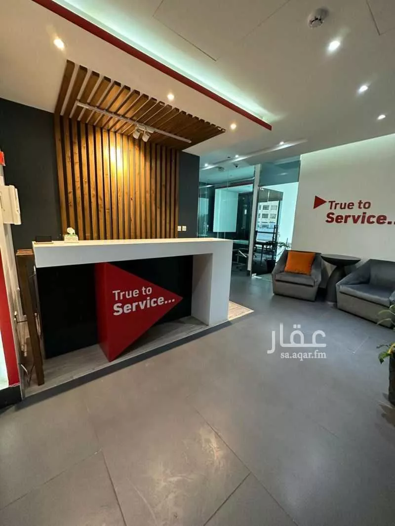 مكتب 112 م² في العليا 2