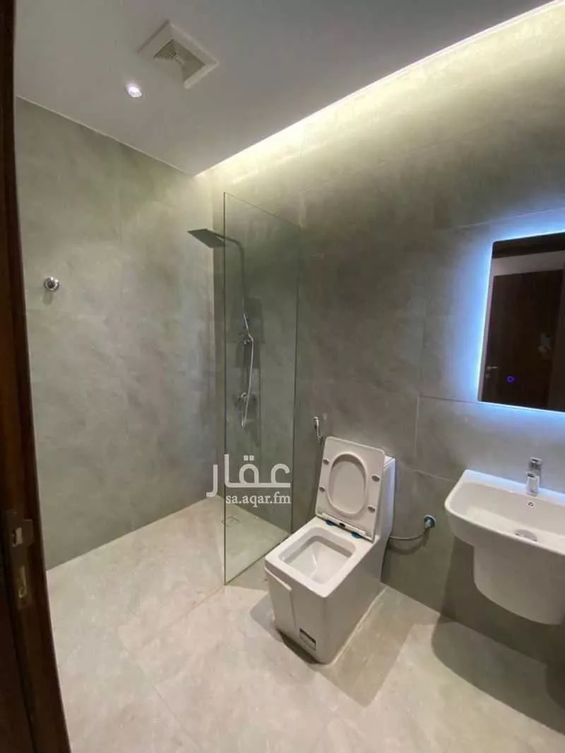 6 bedroom villa in Az Zomorod, Jeddah 20