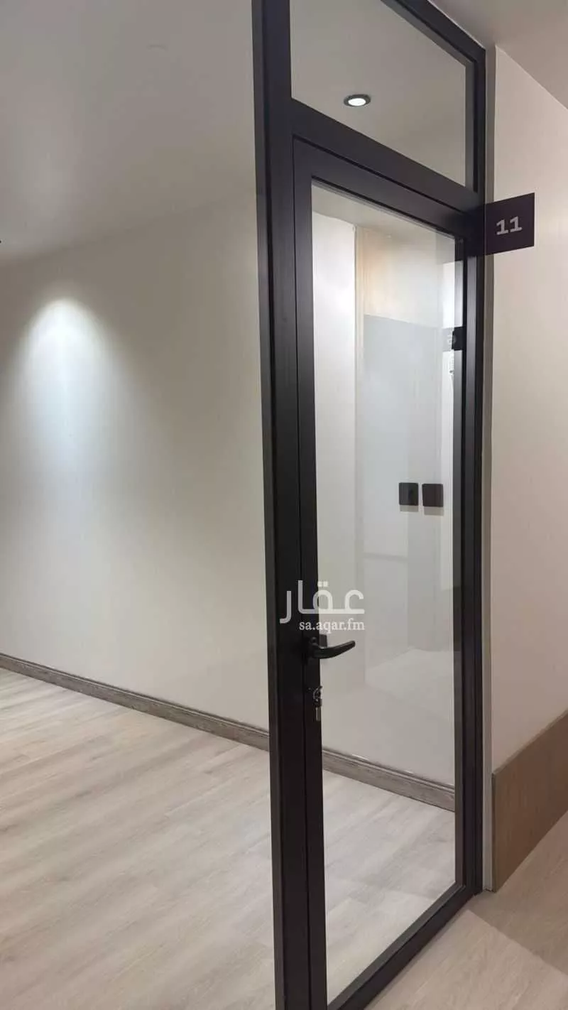 11 bedroom office in Al Yasmin, Riyadh 8