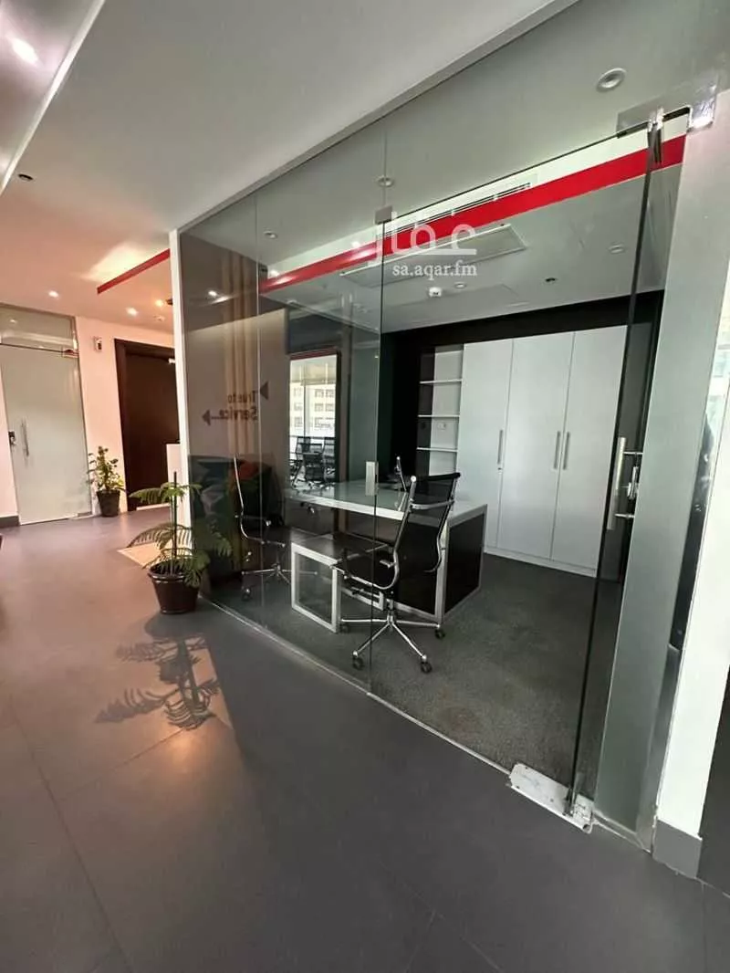 مكتب 112 م² في العليا 4