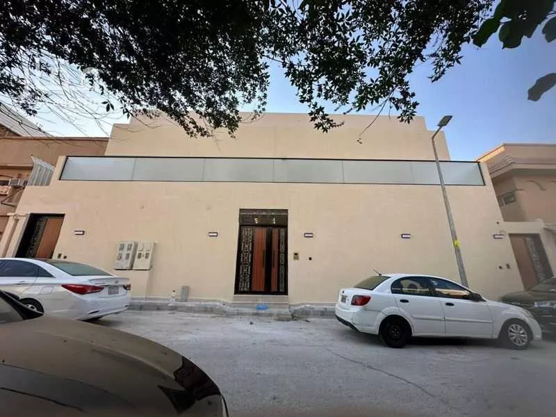 عمارة 425 م² في الصفا 5