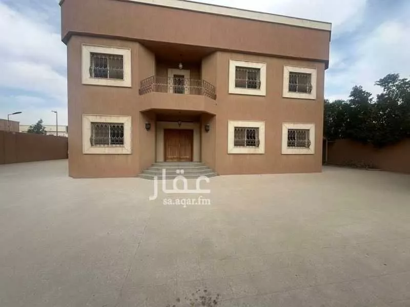 12 bedroom villa in Al Rabwa 3