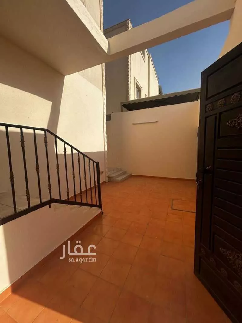 عمارة 312 م² في عرقة 3