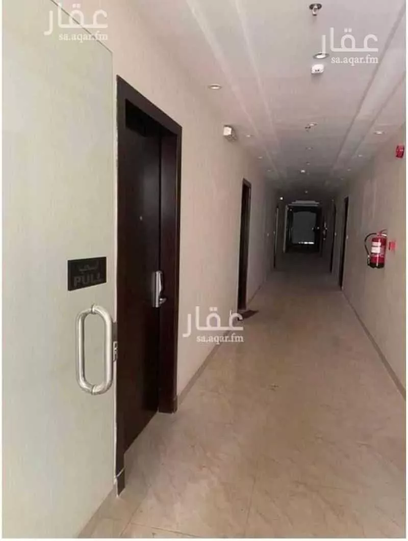 840 sqm office in Al Yasmin 2