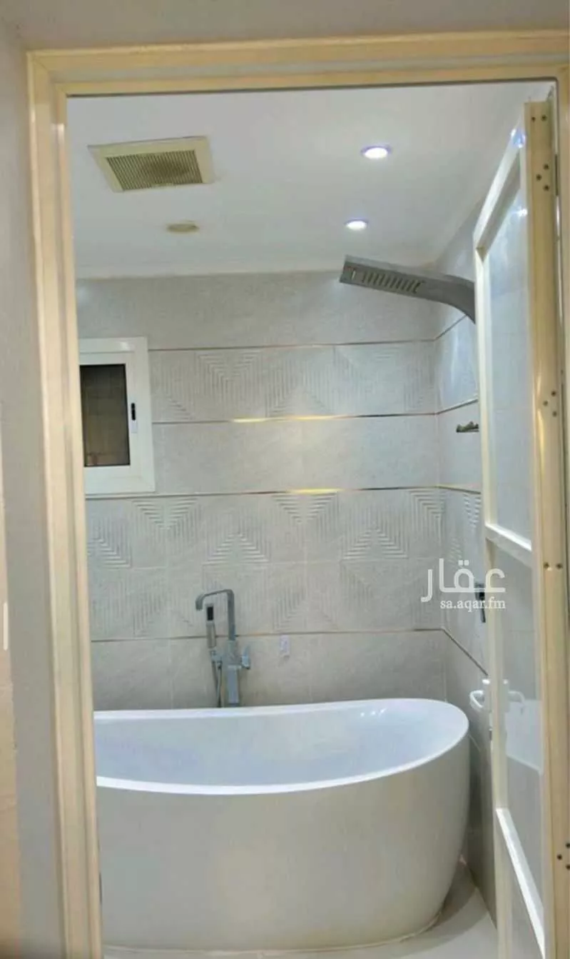 4 bedroom villa in Al Qashlah, Eastern Province 17