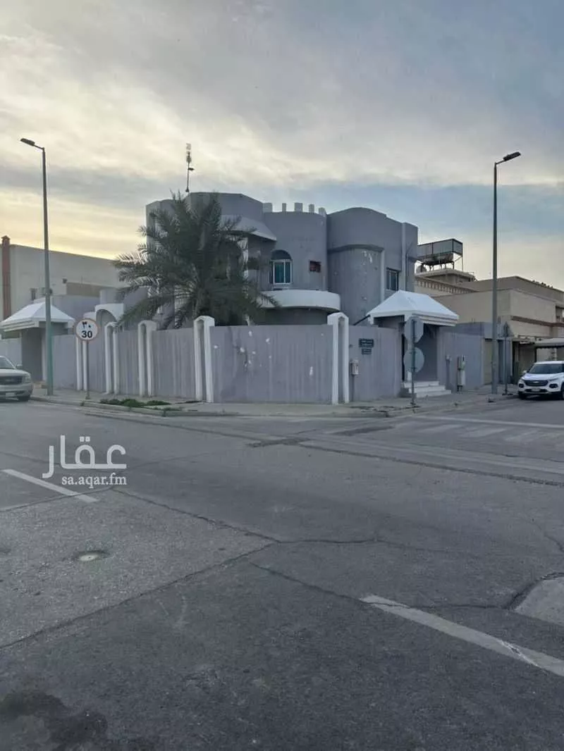 8 bedroom villa in Al Doha Ash Shamaliyah, Eastern Province 5