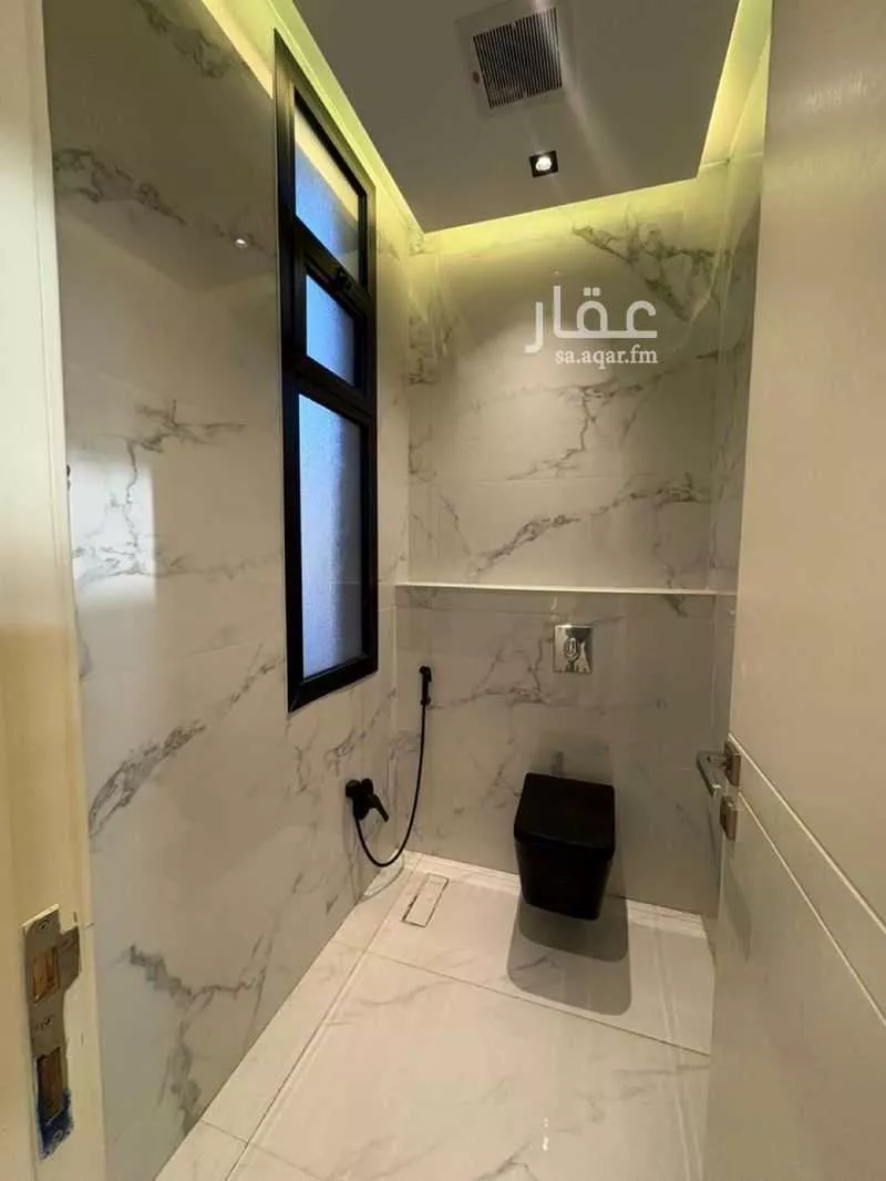 9 bedroom villa in Al Mahdiyyah 3