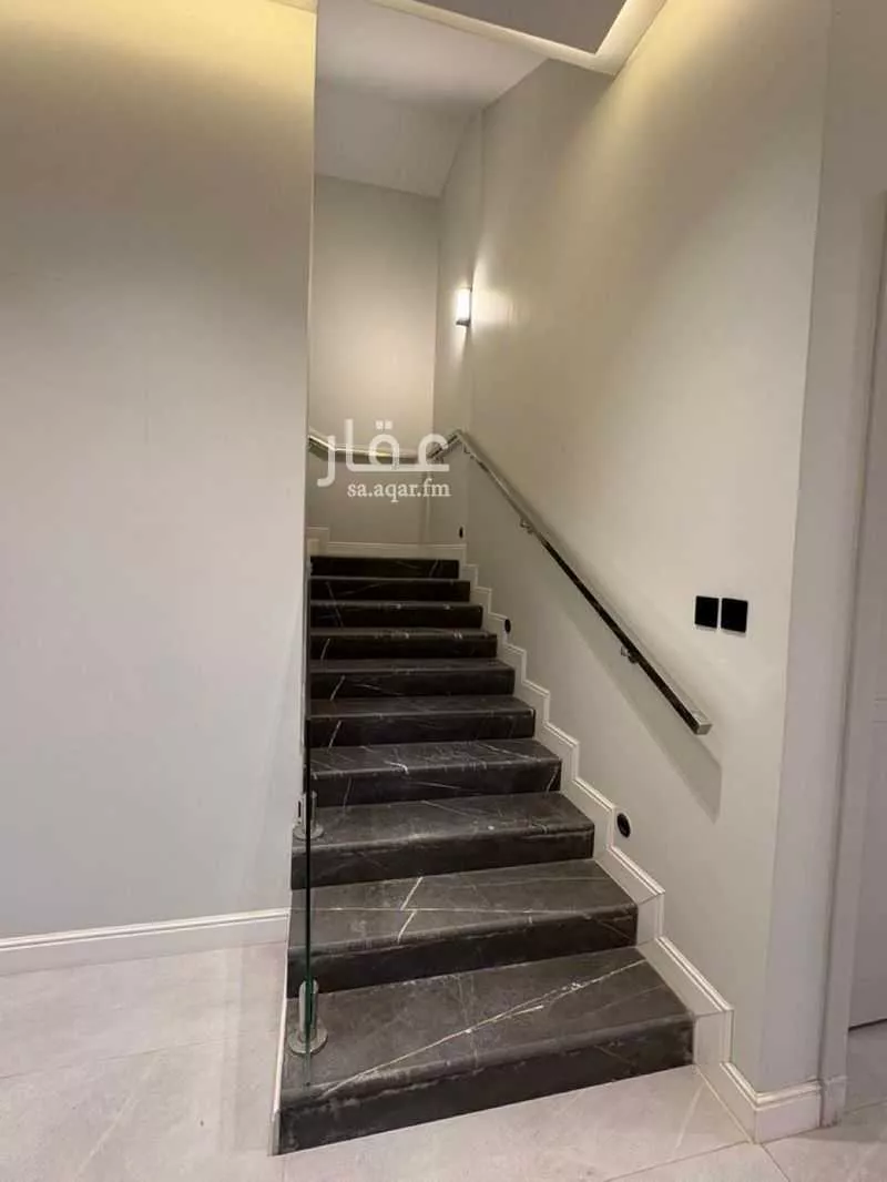 9 bedroom villa in Al Mahdiyyah 5