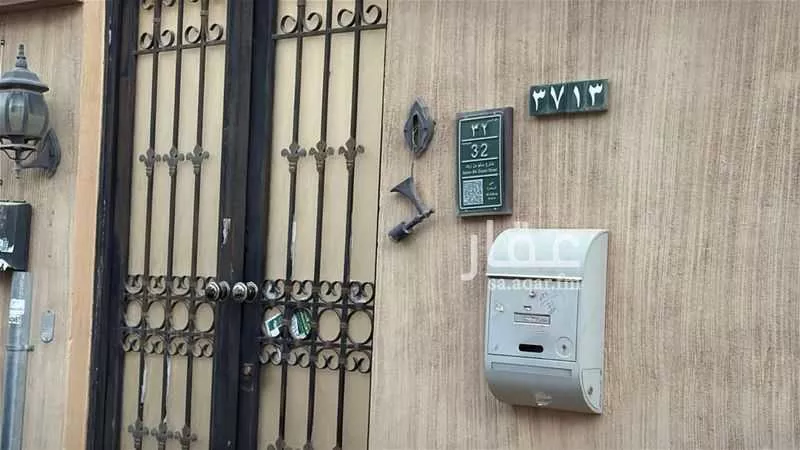 فيلا 7 غرف في الزهرة 4