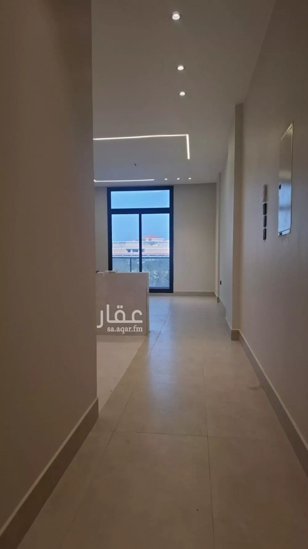 شقة 3 غرف في الحمرا 4