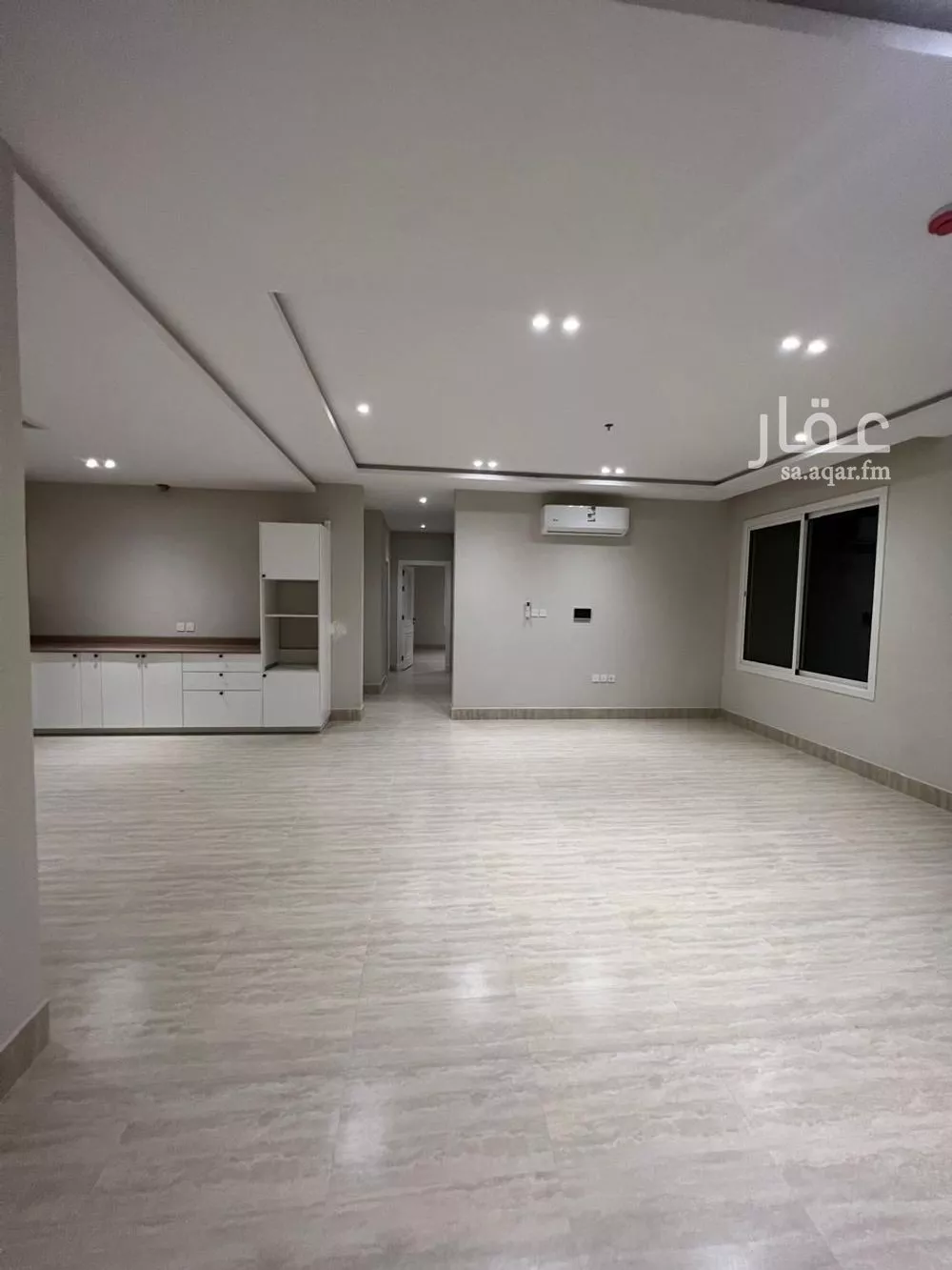 شقة 3 غرف في الحمرا 4