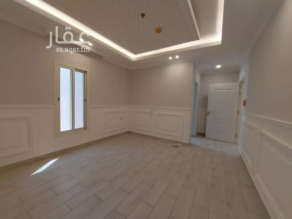 شقة 3 غرف في الحمرا 5