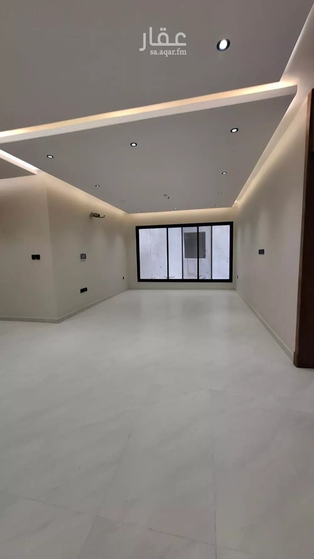 شقة 3 غرف في الحمرا 4