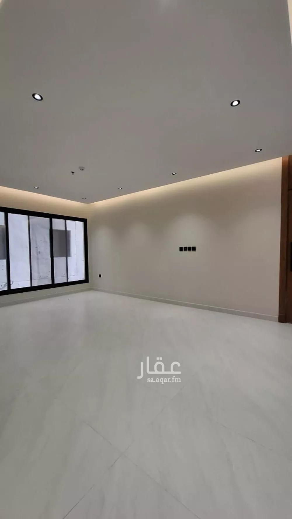 شقة 3 غرف في الحمرا 5