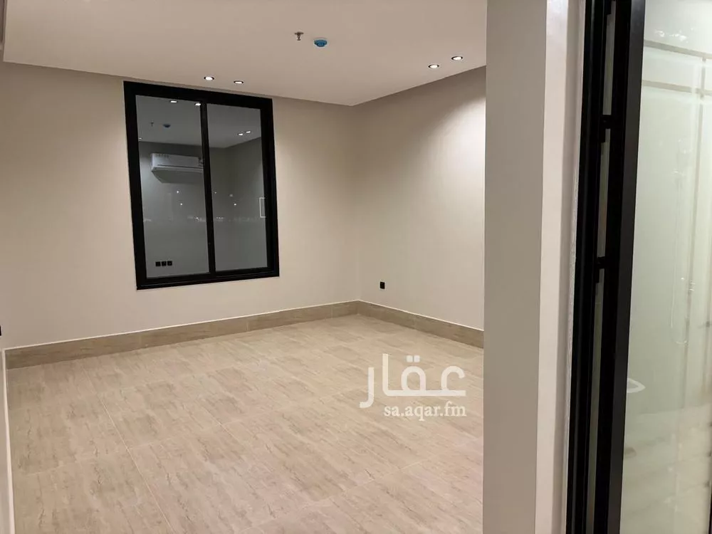 شقة 3 غرف في الحمرا 5