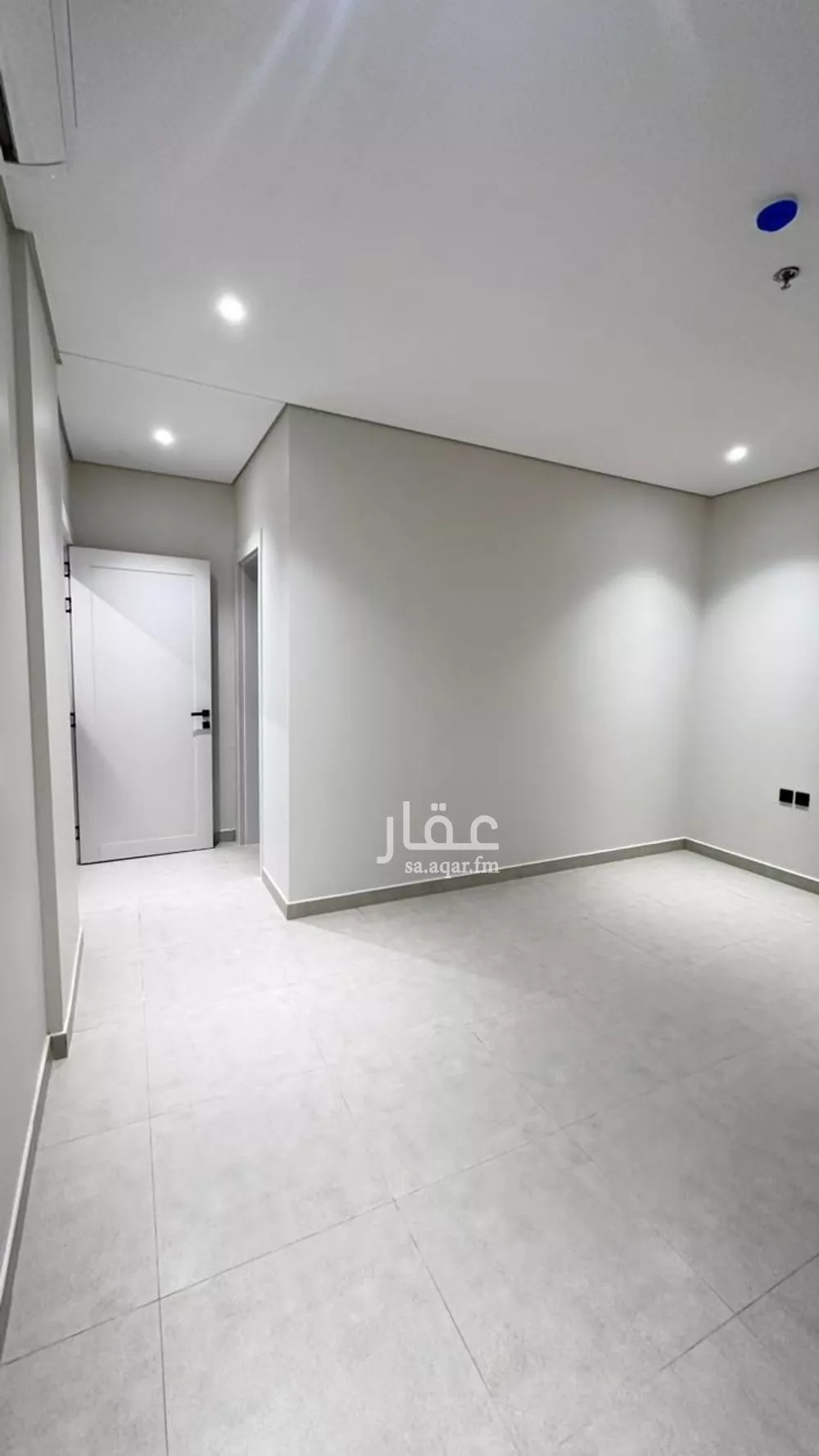 شقة 3 غرف في البحر 4