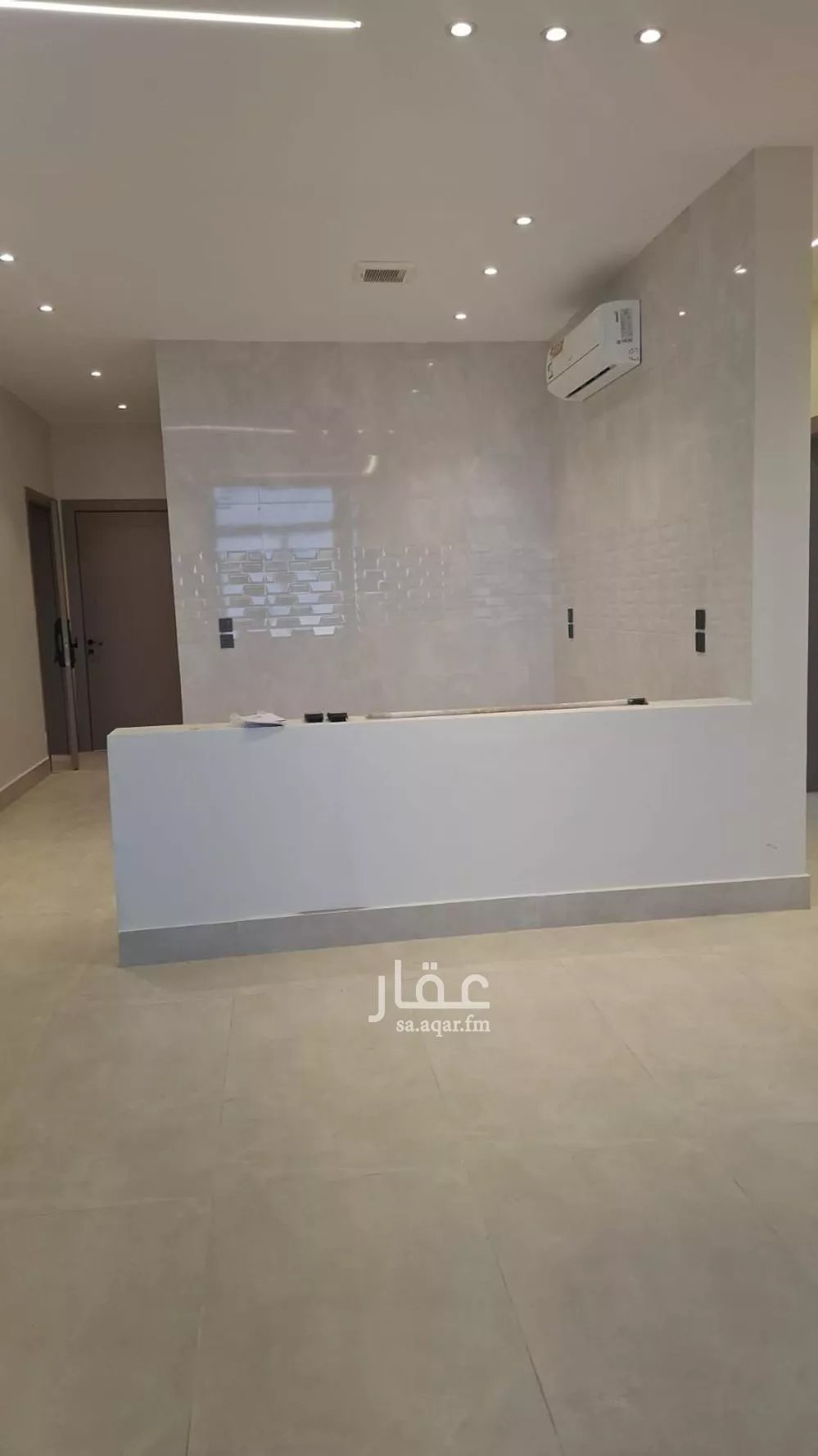 شقة 3 غرف في الحمرا 5